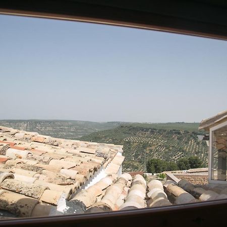 Apartamentos Turisticos La Casa Vieja Sabiote Εξωτερικό φωτογραφία