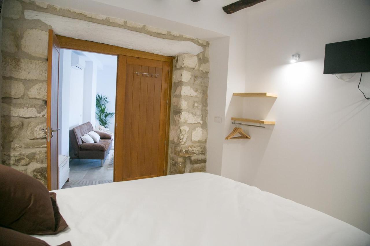 Apartamentos Turisticos La Casa Vieja Sabiote Εξωτερικό φωτογραφία