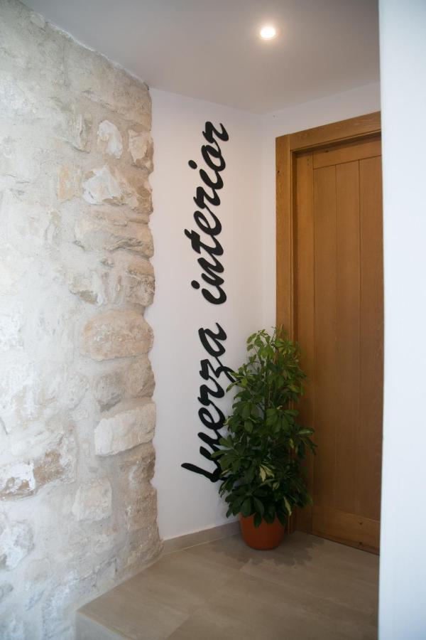 Apartamentos Turisticos La Casa Vieja Sabiote Εξωτερικό φωτογραφία